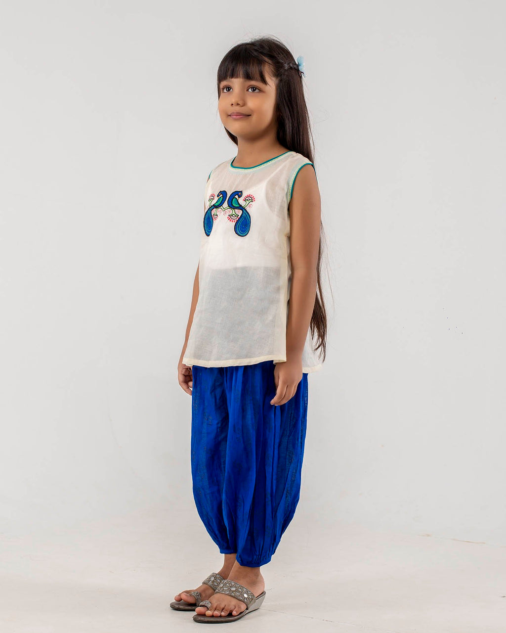 Girls Hand Embroidered Cotton 2 Piece Outfit Set – Sleeveless Top with Peacock Design & Comfortable Loose Fit Pants