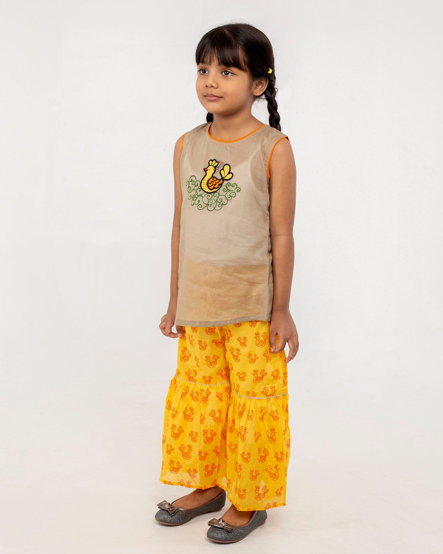 Girls Hand Embroidered Cotton 2 Piece Outfit Set – Sleeveless Top & Printed Pants, Soft Breathable Ethnic Casual Wear
